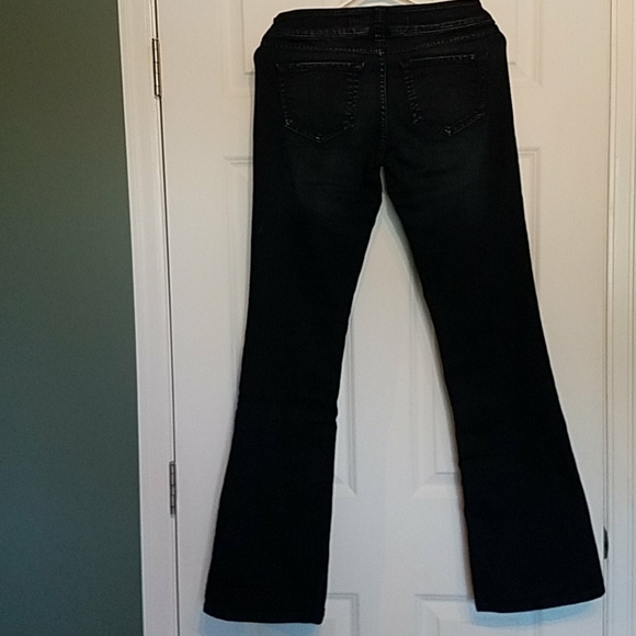 Jeans - Picture 2 of 3